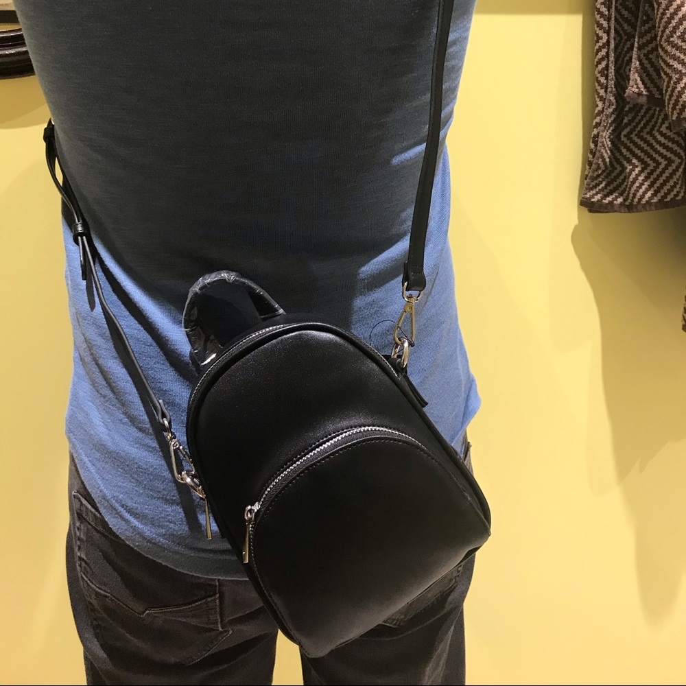 Mini Crossbody - Picture 3 of 6